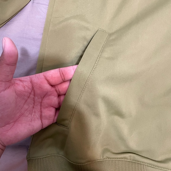 Men’s Nike Sweater - Picture 4 of 6